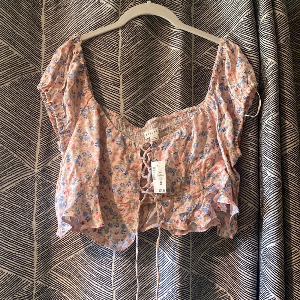 NWT cropped top